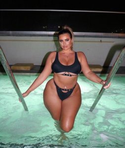 Hips In The Jacuzzi