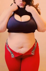 sexy-chubby-girl-tease
