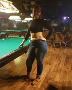 Thick MILF In Tight Pants