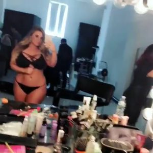 thick-curvy-ashley-alexiss