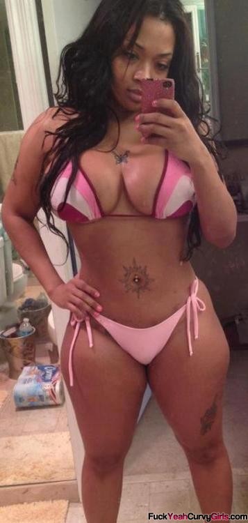 Thick girl in bikini - mp4 video in bikini girl Thick
