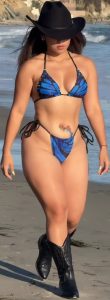 Thick Hot Chubby Bikini Girl