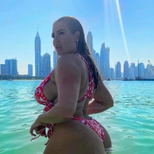 thick-big-booty-Hannah
